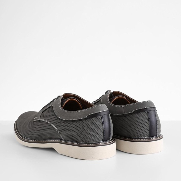 NIB STEVE MADDEN Drigon Shoe Grey Suede 9.5 main image 5
